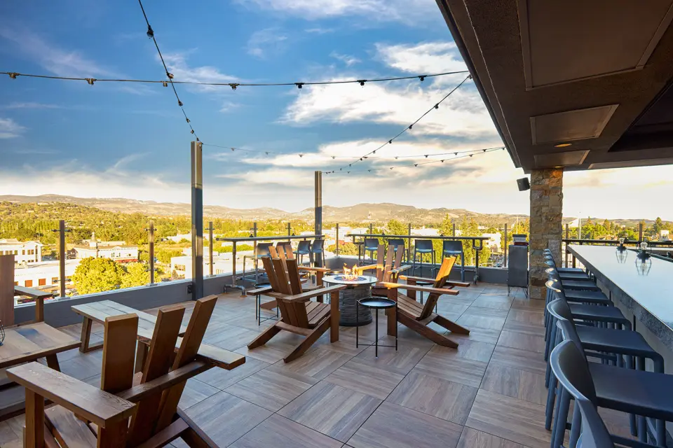 Archer Hotel Napa venue - Corner Bar at Sky & Vine
