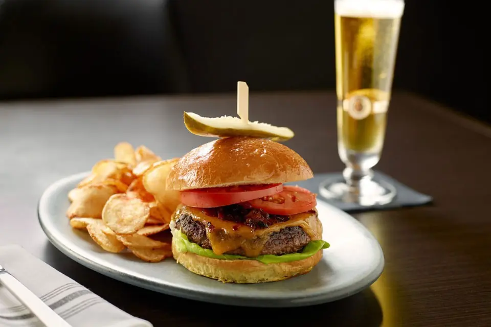 Archer's Kitchen + Bar Burger