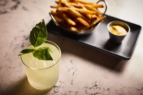 Redmond AKB hotel bar Thai Me Down cocktail and truffle fries