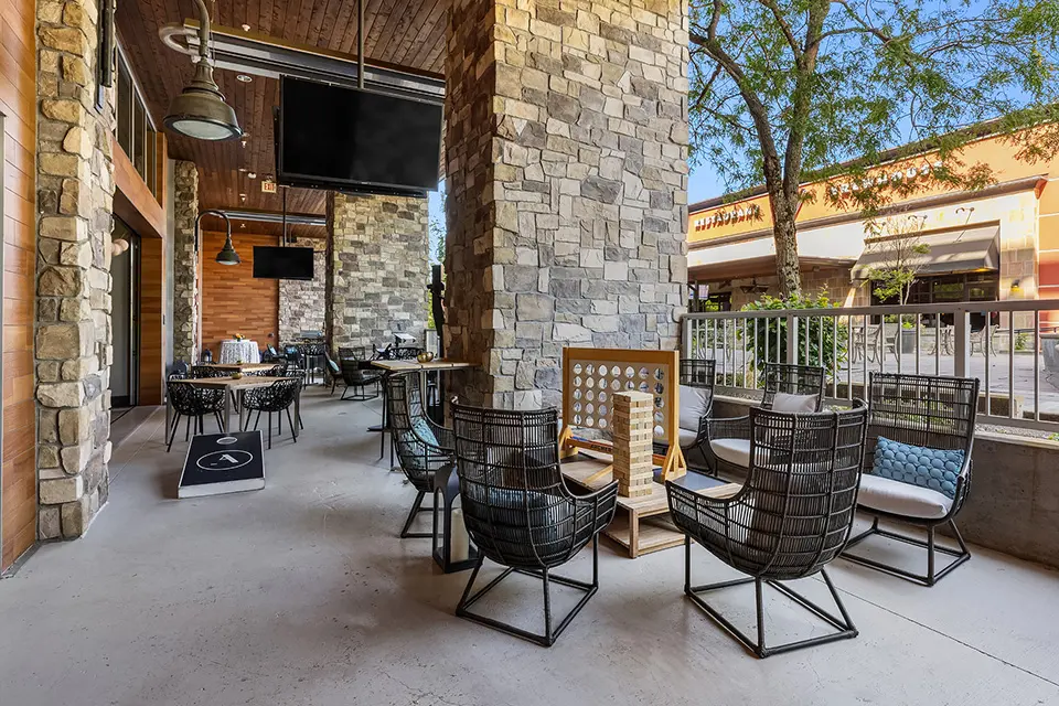 Redmond AKB hotel bar patio
