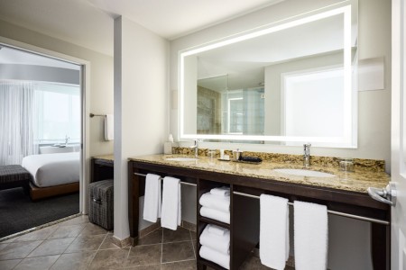 Archer Hotel Falls Church - The Grand Den Bathroom Vanity