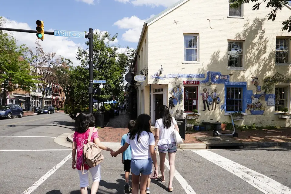 Old Town Alexandria - pedestrians crossing Fayette Street