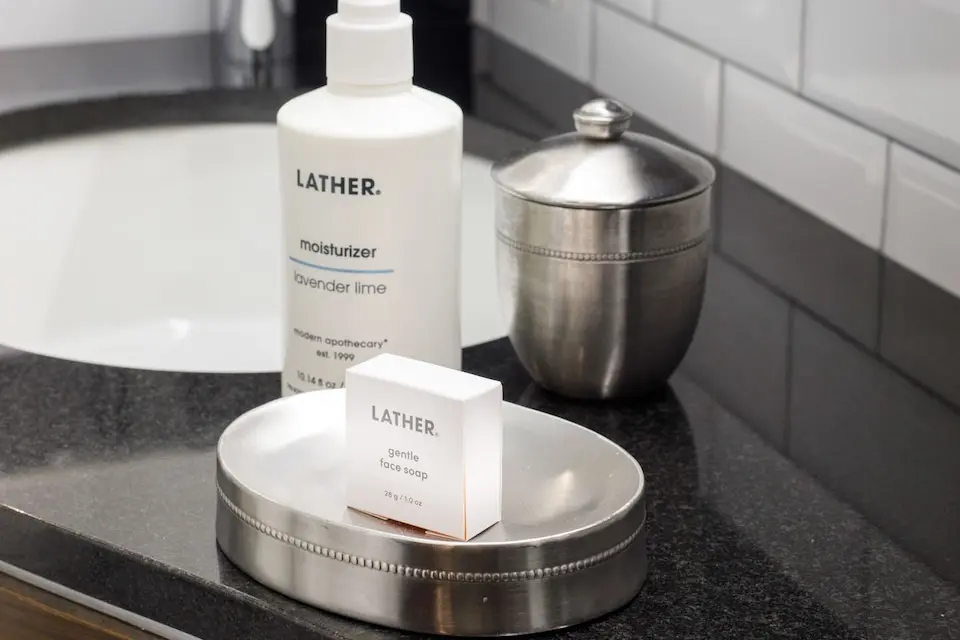 Archer King - bathroom vanity detail