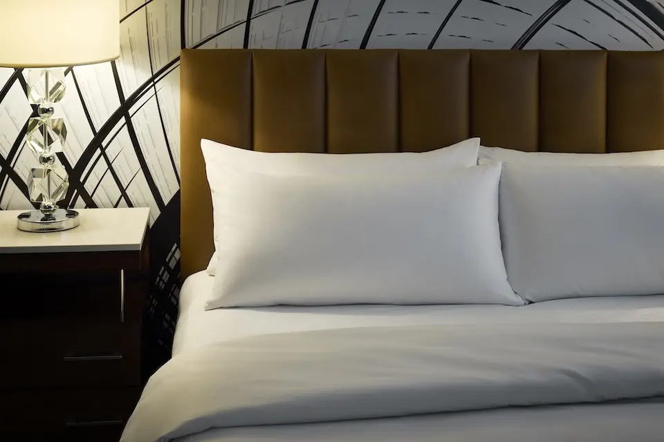 Archer's Den - bed detail