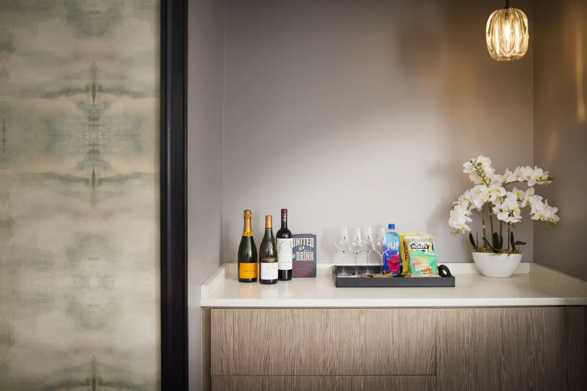 Presidential Suite serving area