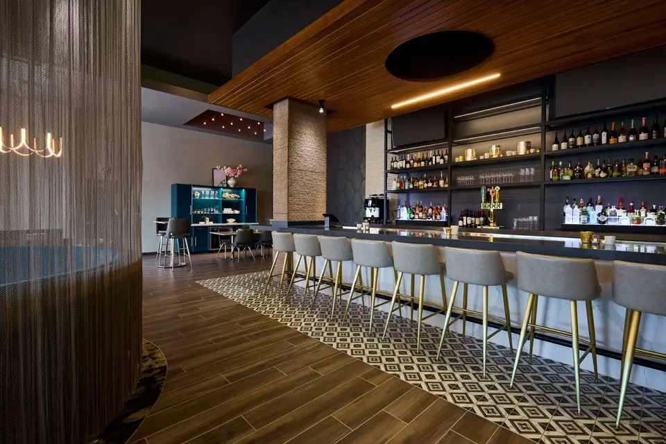 Archer Hotel Falls Church - Dining Room bar seating
