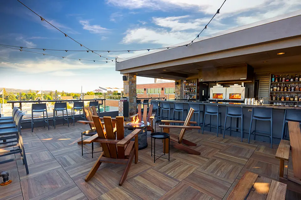 Corner Bar seating at Archer Napa's Sky & Vine