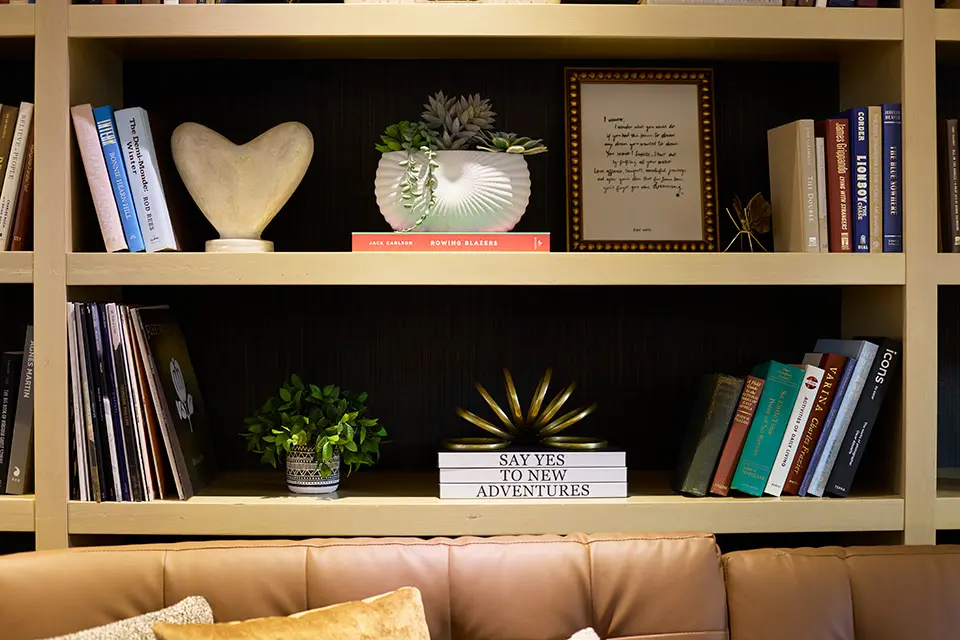 Living Room at Archer Hotel Alexandria - shelves detail
