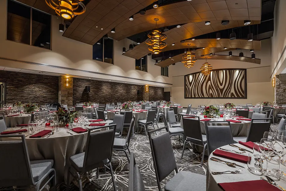 Archer Hotel Napa - Grand Salon event space with table setup
