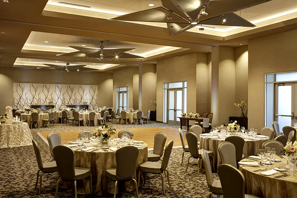 Archer Hotel Austin Grand Salon Wedding