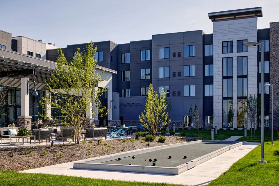 Archer Hotel Florham Park - Bocce Ball Court