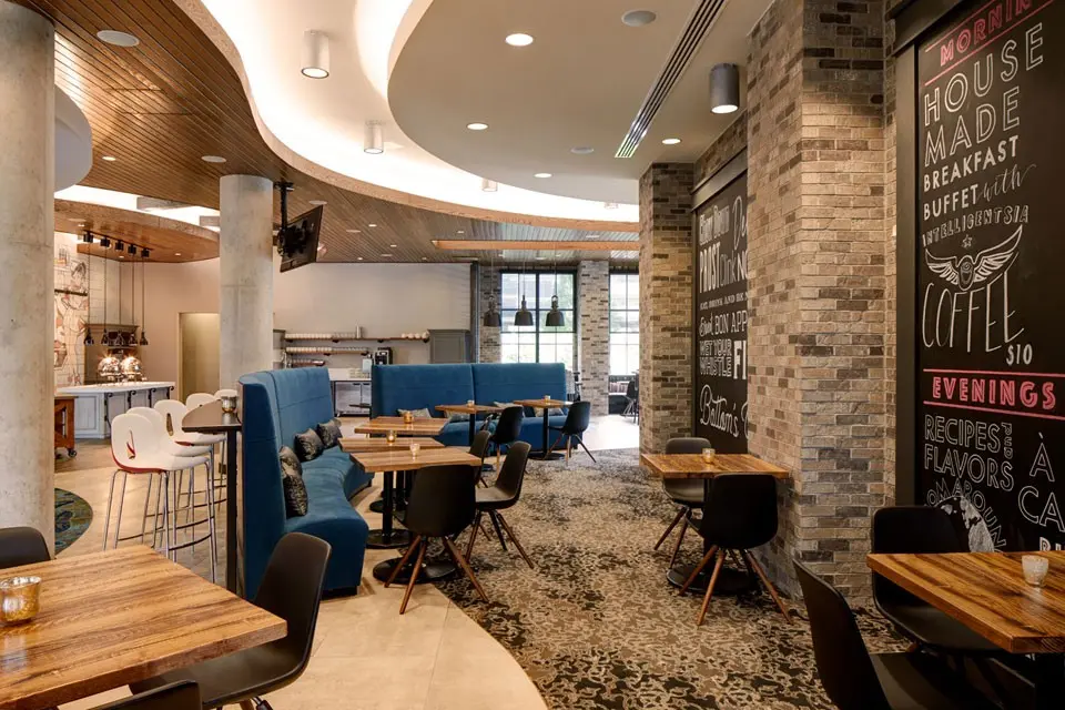 Archer Hotel Florham Park - dining room seating