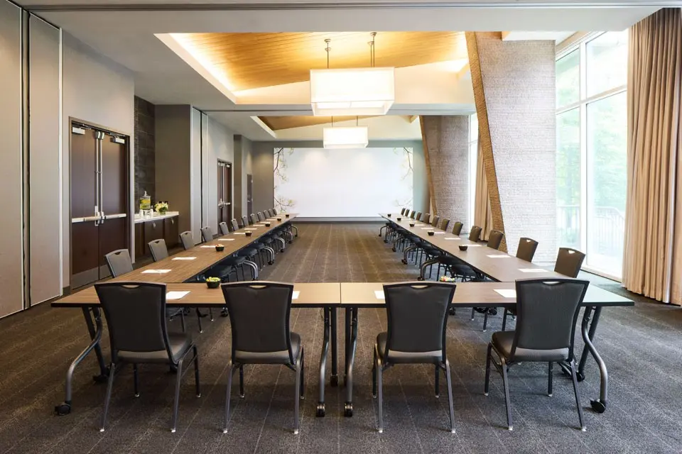 Archer Hotel Falls Church - The Great Room U shape set up