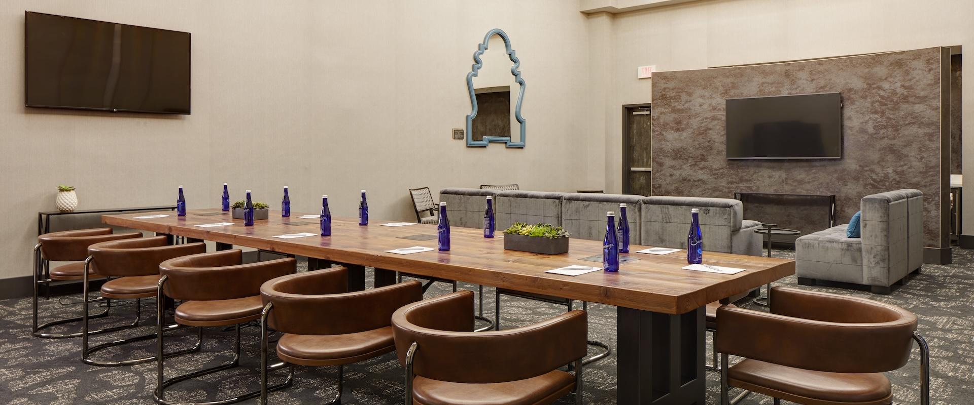 Boardroom and Lounge at Archer Florham Park