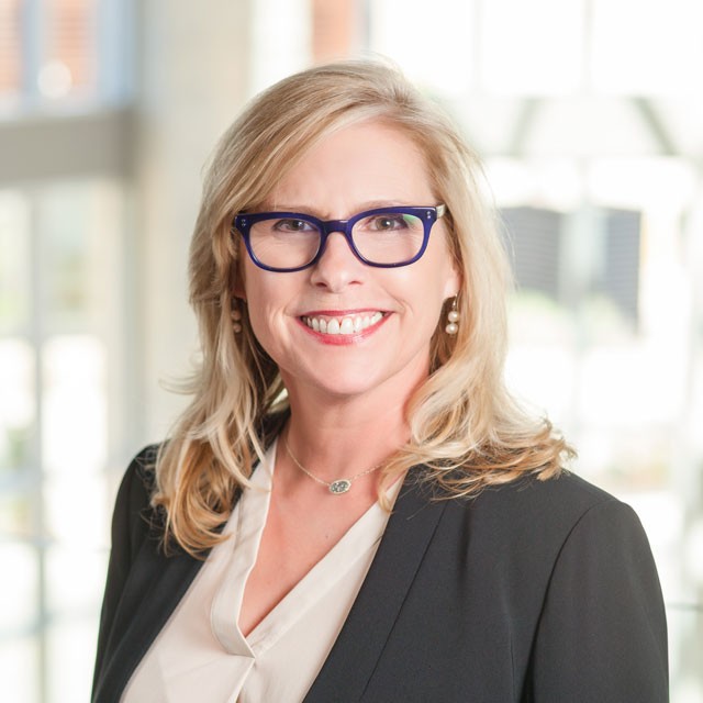Headshot of Lisa Forsythe